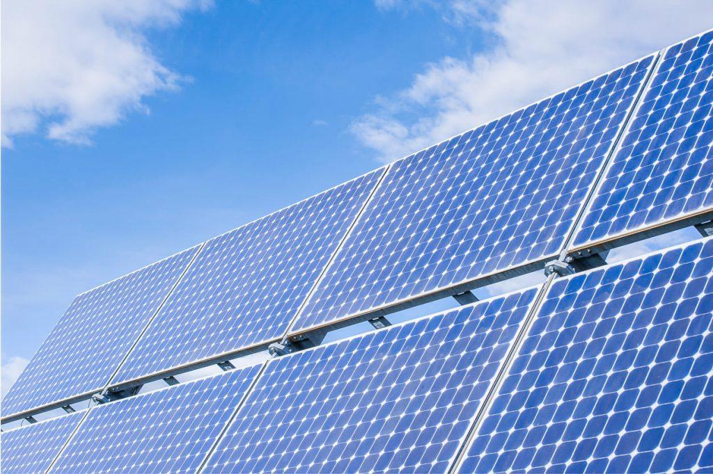 Beneficios de instalar una batería en una instalación fotovoltaica